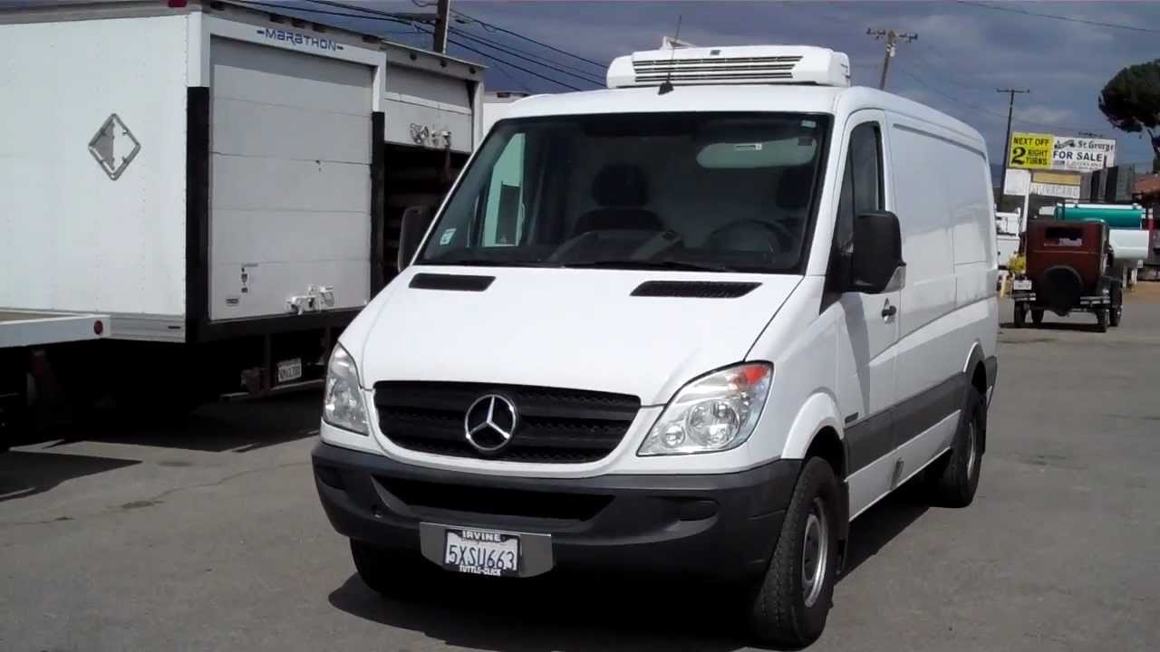 Chiller van for rent in Abu Dhabi, Dubai, and Sharjah – temperature-controlled vehicle for food and pharmaceutical transport in areas like Mussafah, Khalifa City, Deira, and Al Nahda.